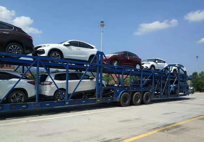 成都到阿勒泰地區(qū)轎車托運(yùn)多少錢